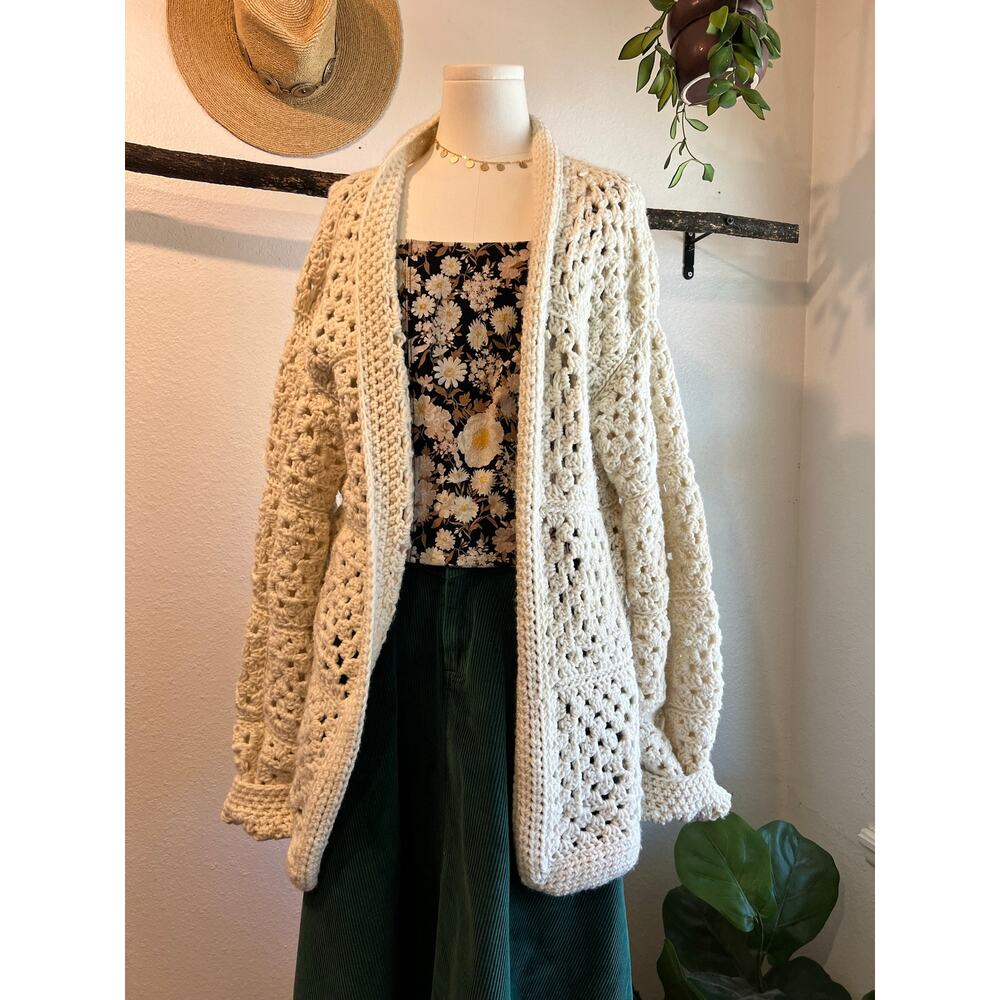 Vintage Indie Handmade Cream Woven Knit Crochet Cardigan Sweater Size Medium